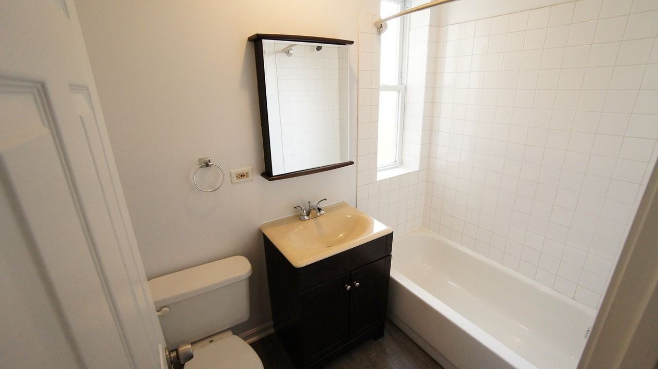 1627 Humboldt - Photo 4 of 18
