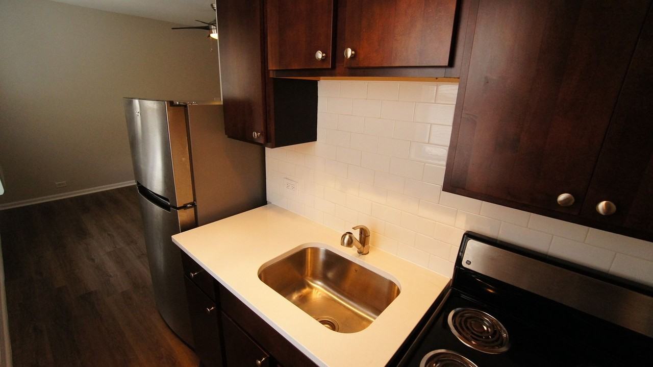 1627 Humboldt - Photo 5 of 18
