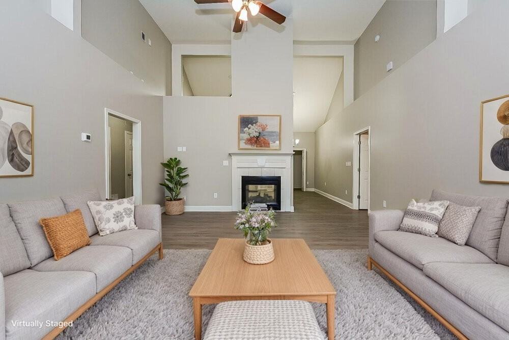4060 Springvale Way - Photo 3 of 19