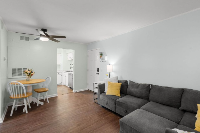 2325 Elliston Pl #410 - Photo 4 of 16