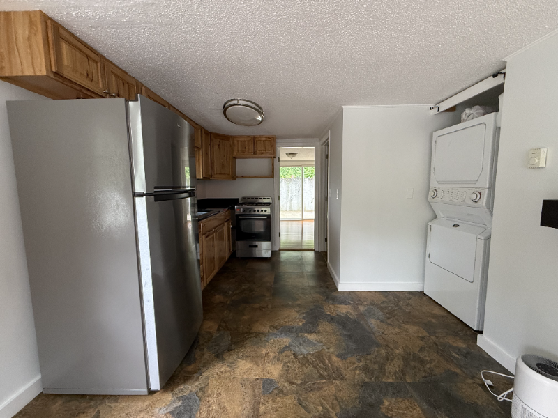 15 Eel St #A - Photo 3 of 20