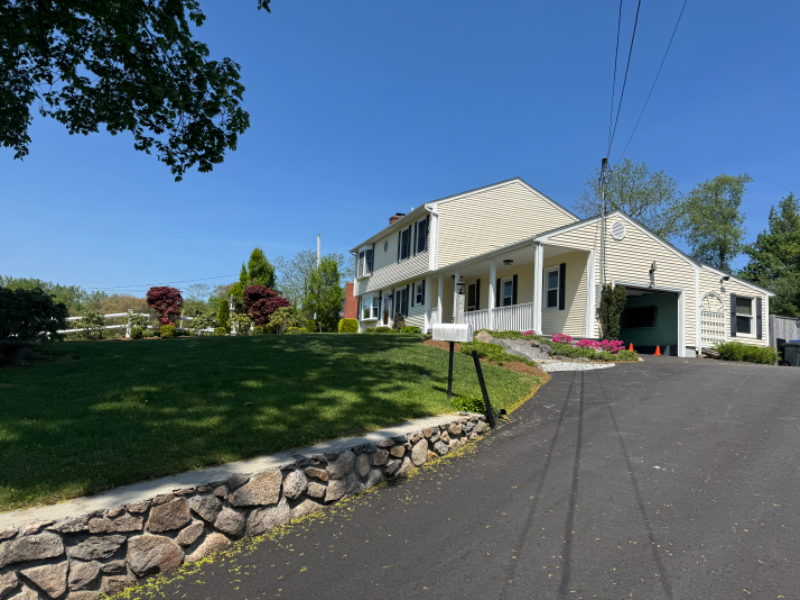 647 Frenchtown Rd - Photo 2 of 20