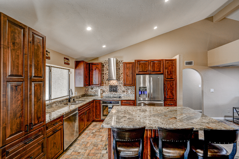 6520 E Peak View Rd - Photo 6 of 17