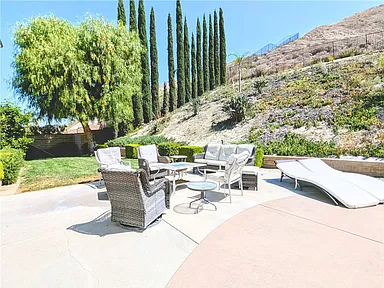 1971 Mesa Dr - Photo 2 of 17