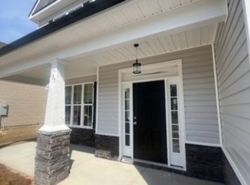 135 Sams Dr - Photo 3 of 19