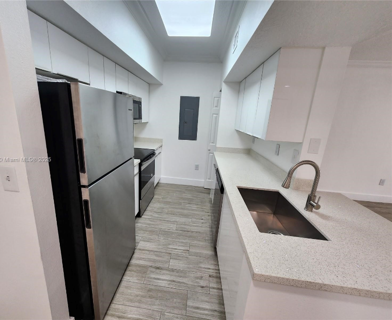 201 Sw 116th Ave #2500 - Photo 4 of 20