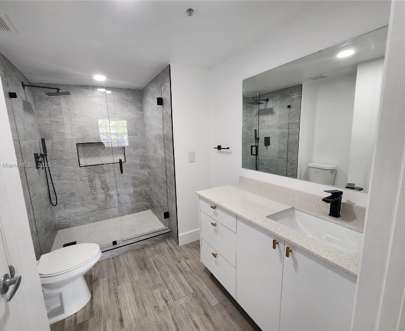 201 Sw 116th Ave #2500 - Photo 5 of 20