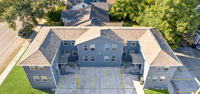 2416 Dante St - Photo 2 of 10