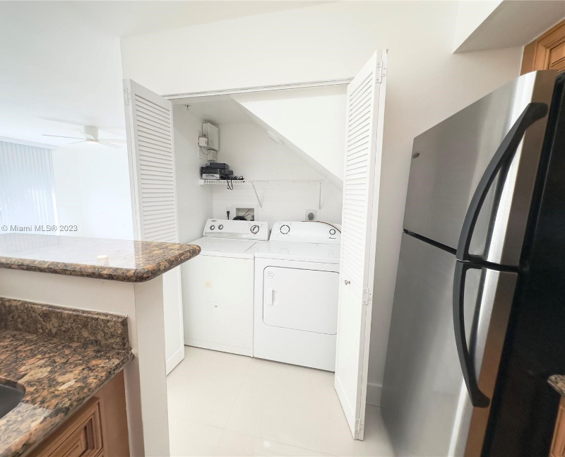 12178 Saint Andrews Pl #300B - Photo 5 of 16