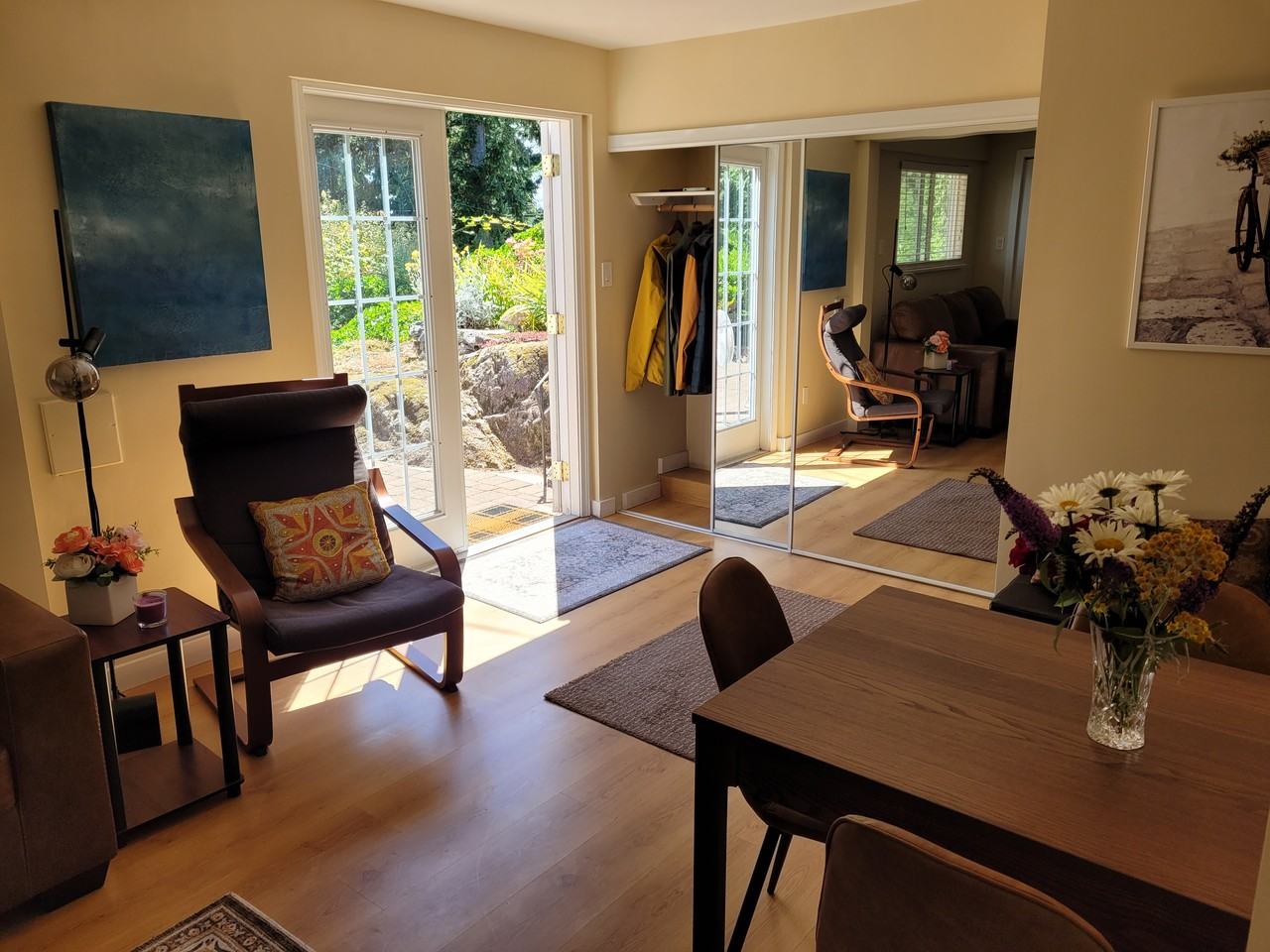 5345 Kensington Crescent - Photo 3 of 10