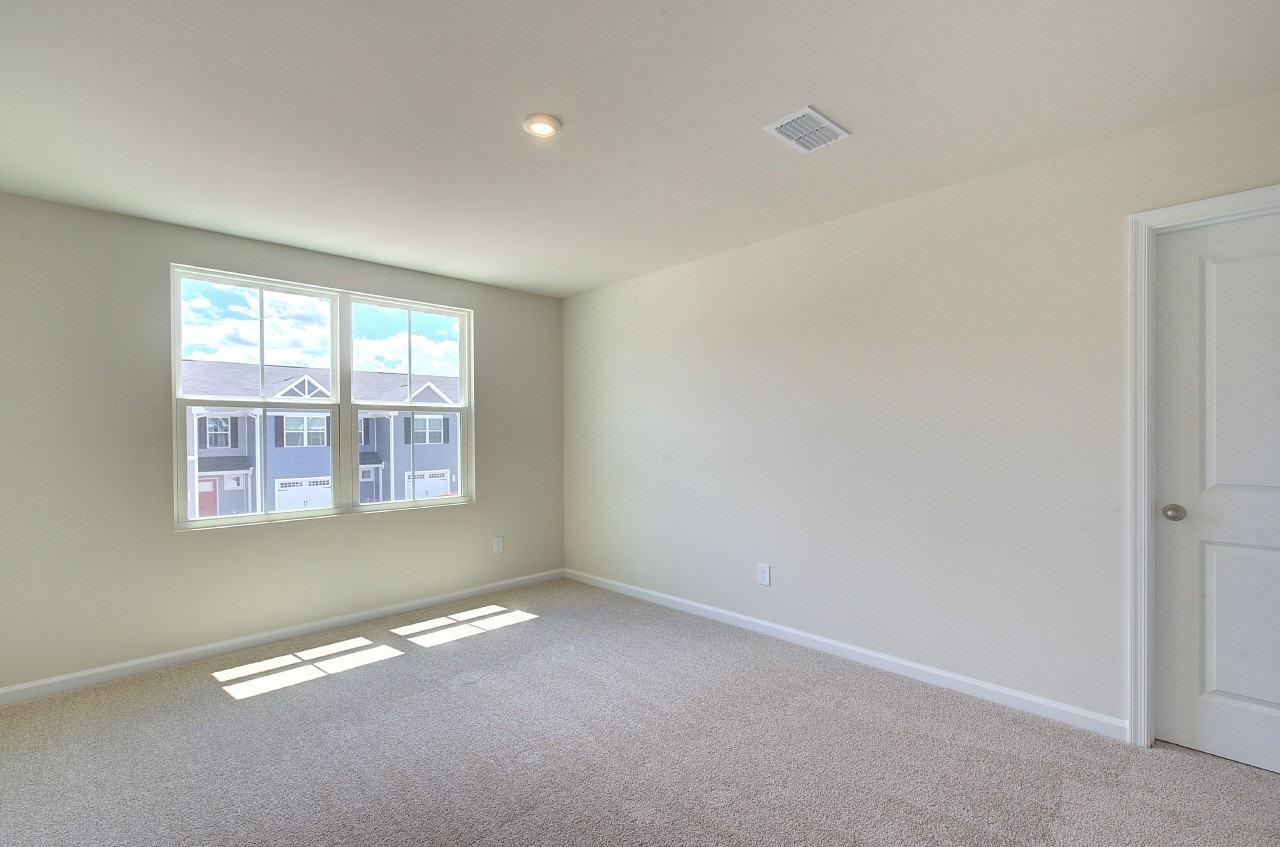 411 Mancini Dr - Photo 6 of 18