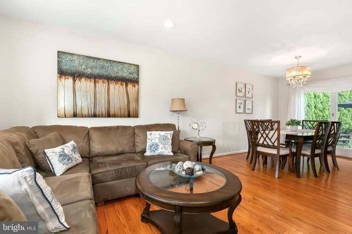 322 Woonsockett Ln #NA - Photo 3 of 20