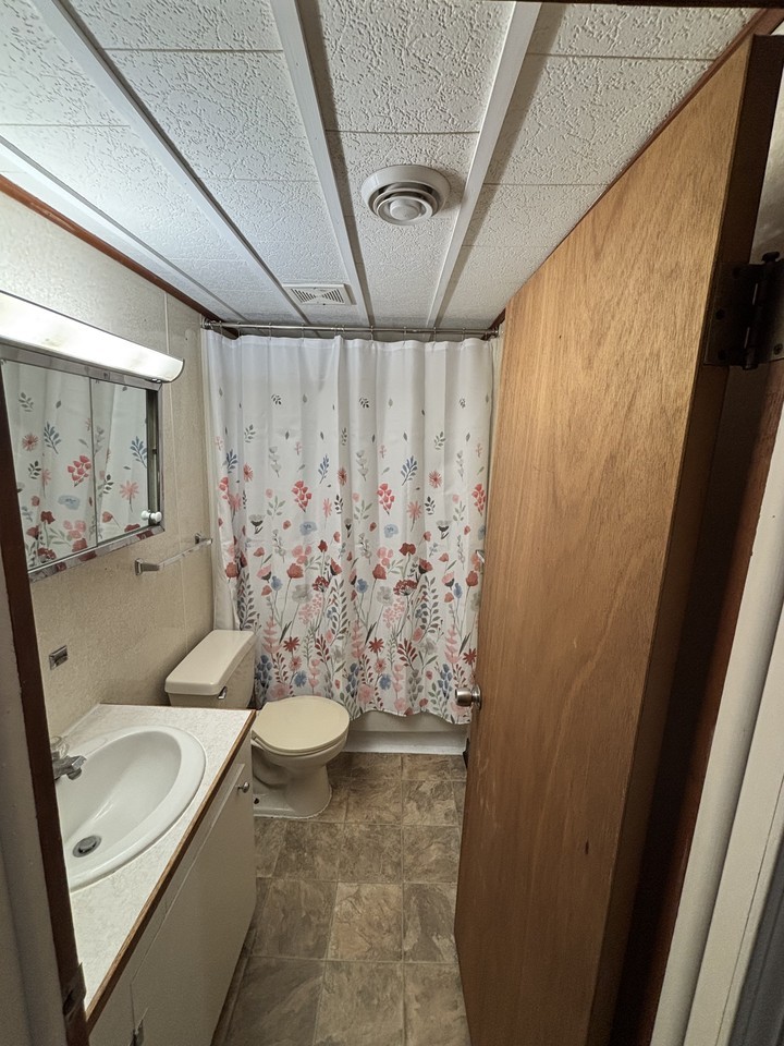 132 S Main St #NA - Photo 2 of 12
