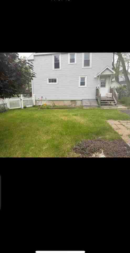 35 Cherry St #B - Photo 3 of 10