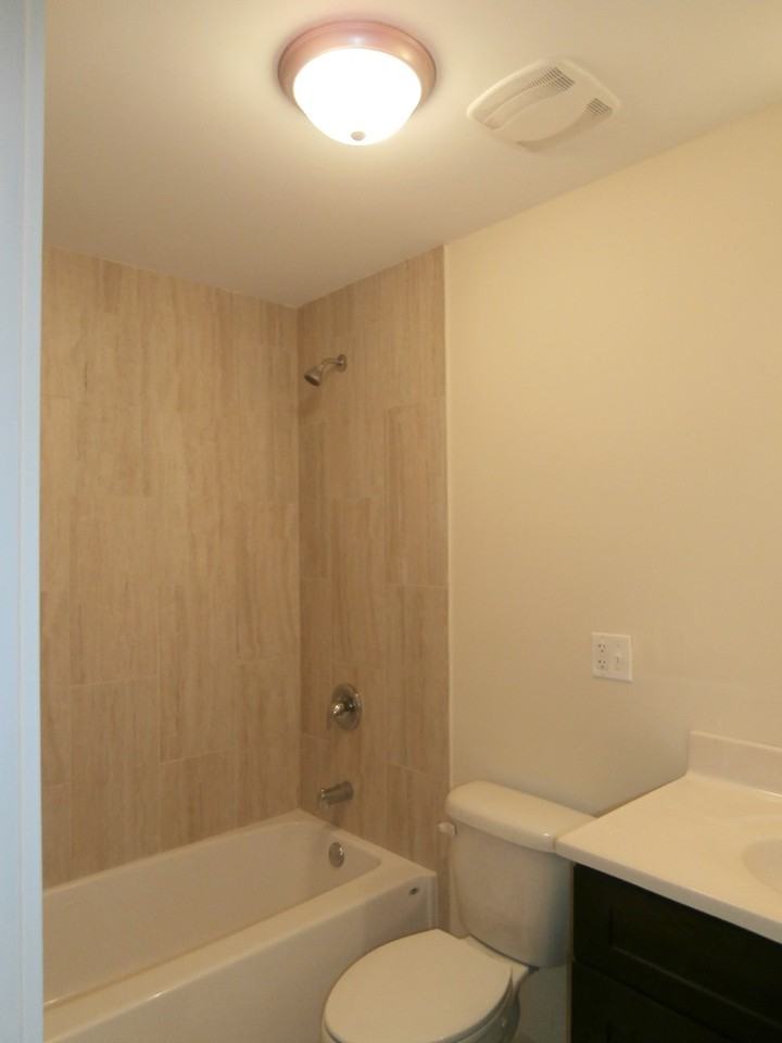 3216 W Argyle St #1N - Photo 6 of 14