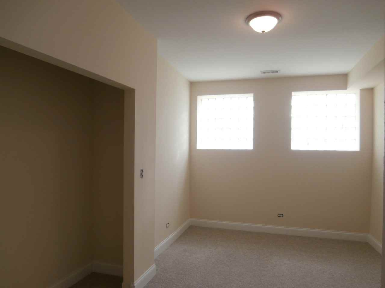 3216 W Argyle St #1N - Photo 7 of 14