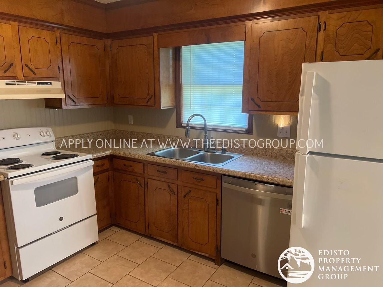 642 Medway Dr - Photo 5 of 13