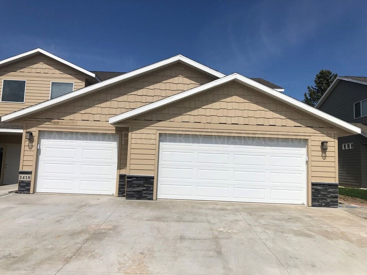 1418 Kayla Pl #3 - Photo 4 of 16