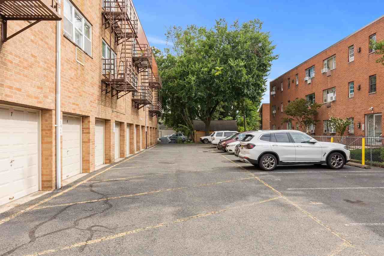 20 W Church St LLC - Photo 3 of 11