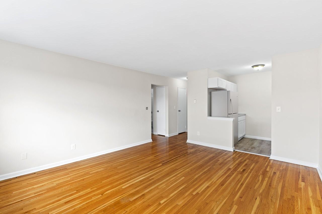20 W Church St LLC - Photo 4 of 11