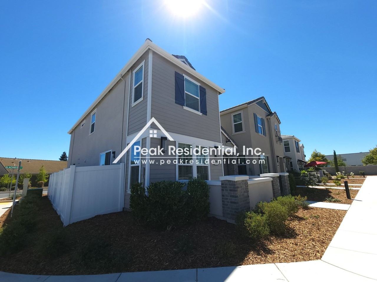 3151 Blackbird Ct - Photo 2 of 21