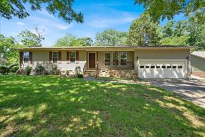 featured image of 1733 Northwest Dr Nw