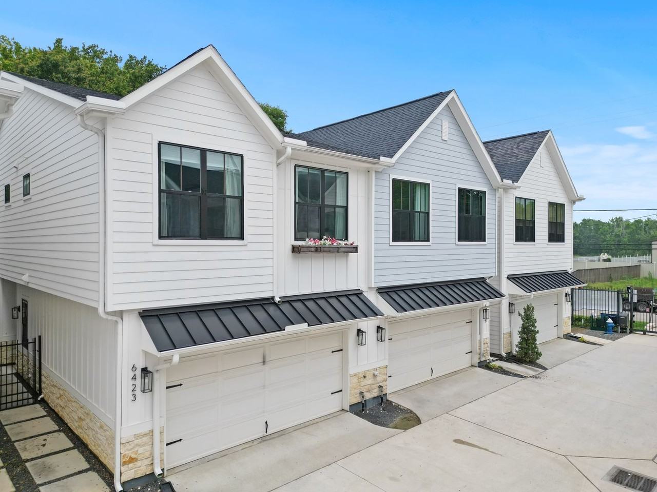 6423 Highland Pine Ln - Photo 2 of 42