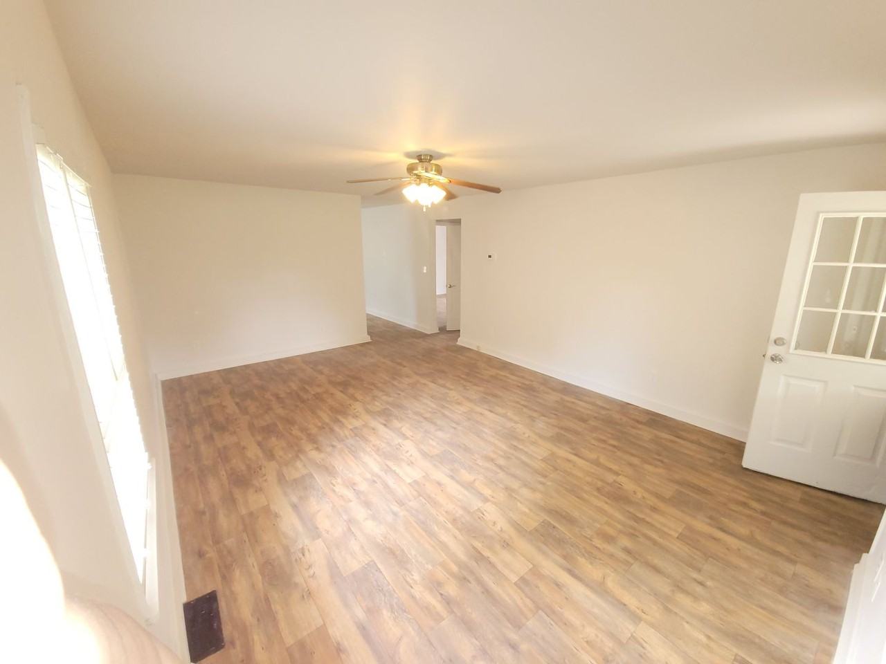 2727 Peanut Rd - Photo 2 of 9