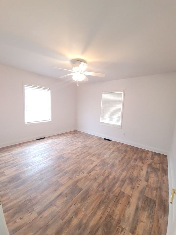 2727 Peanut Rd - Photo 4 of 9