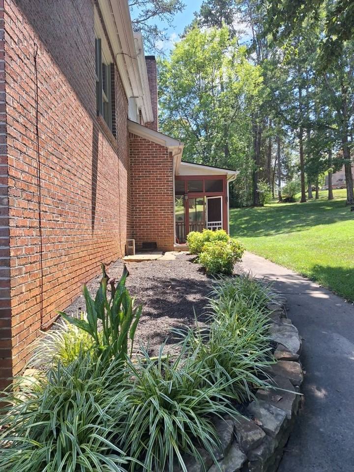 12713 Jarmann Rd - Photo 4 of 50