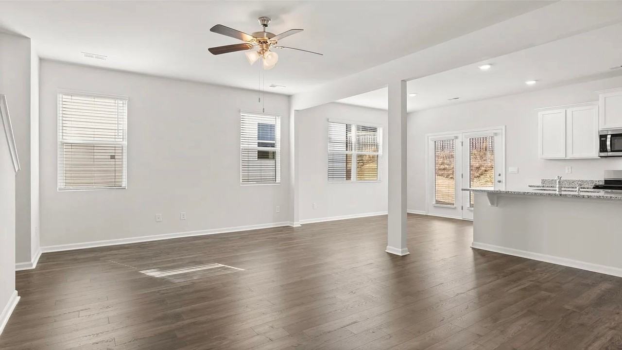 3255 Colonel Ct - Photo 3 of 15