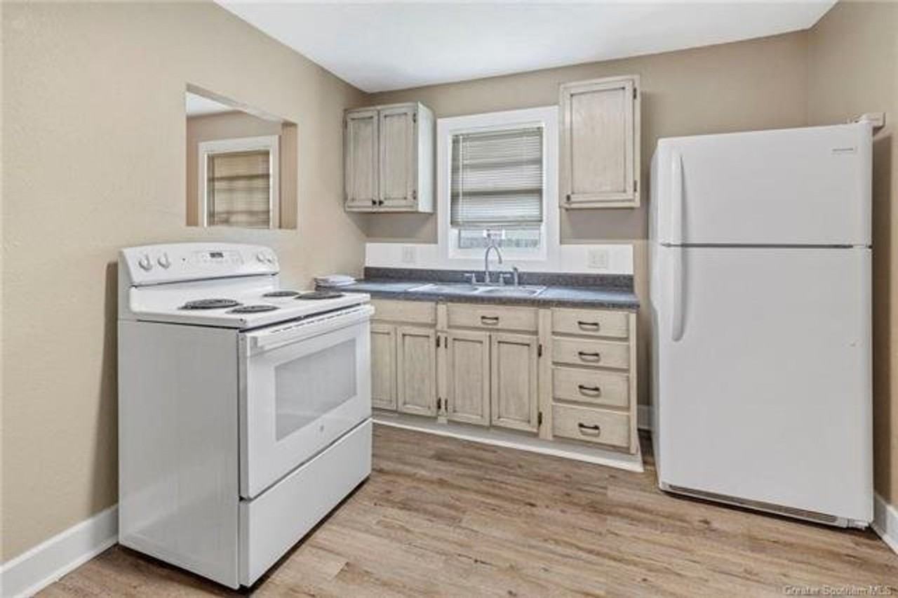 1316 Georgia Rd - Photo 5 of 10