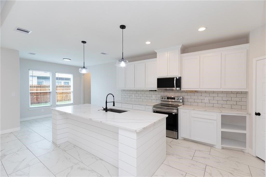 7905 Spiderman Drive - Photo 7 of 23