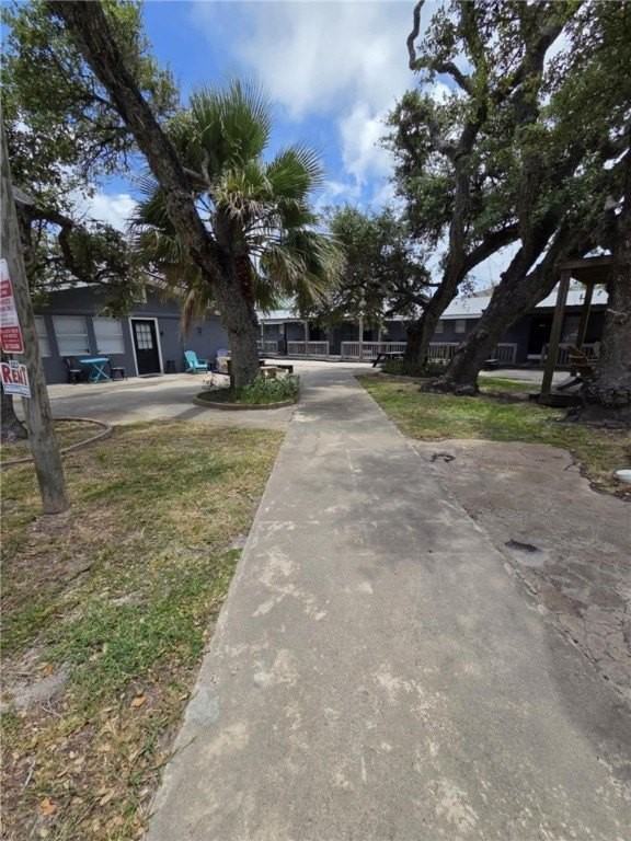 302 Broadway St #1 - Photo 4 of 38