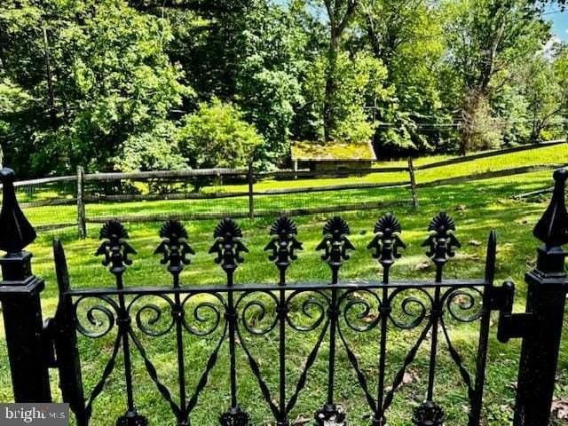 410 Wharf Road - Photo 2 of 47