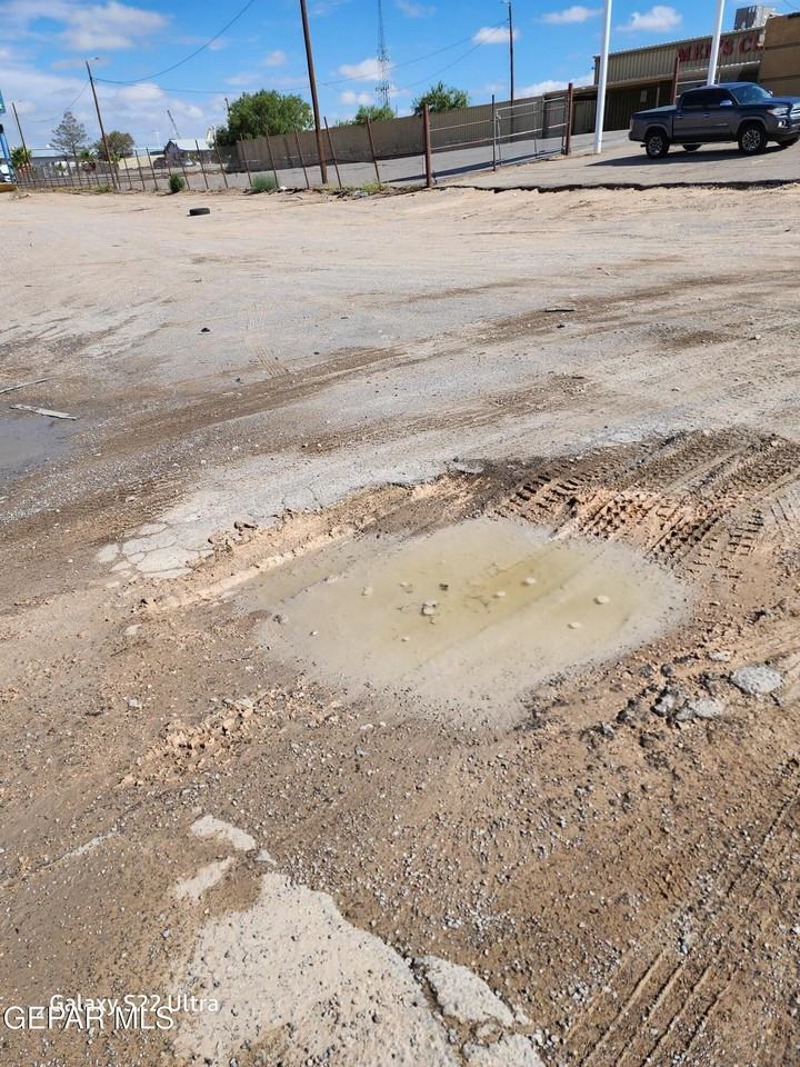 12660 Gateway Blvd E - Photo 2 of 7