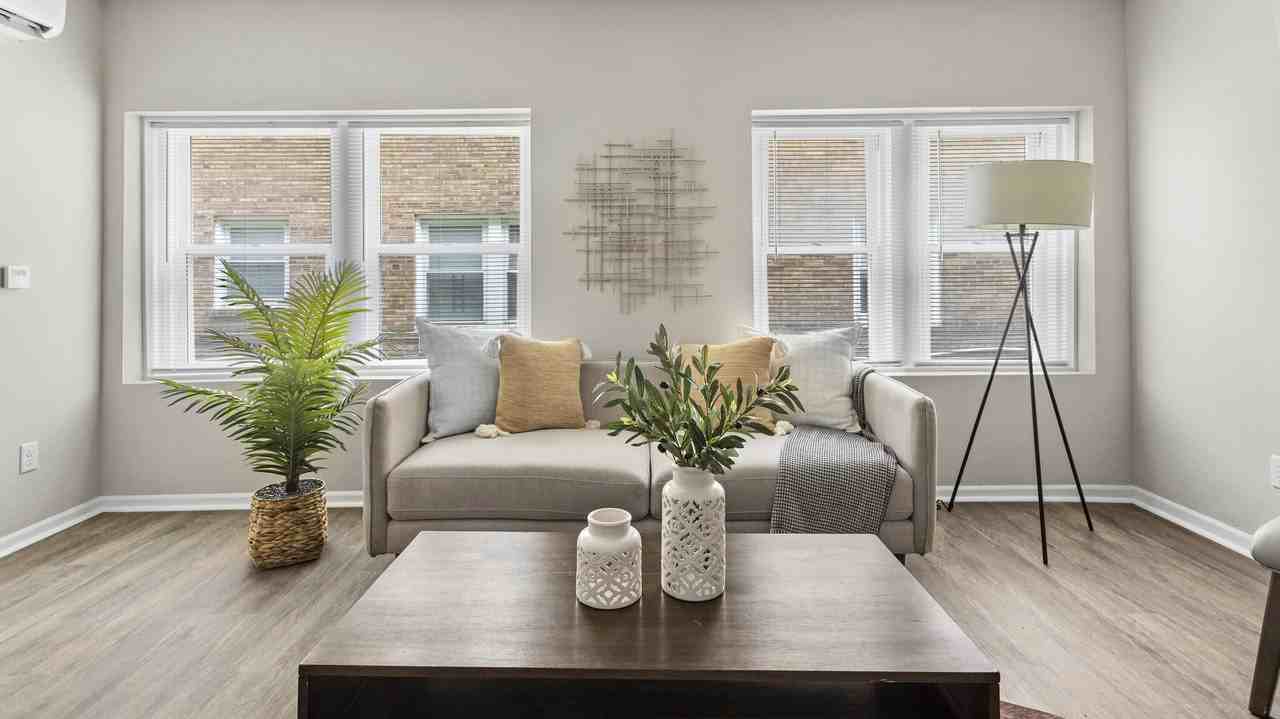 W 39th St - Photo 3 of 3