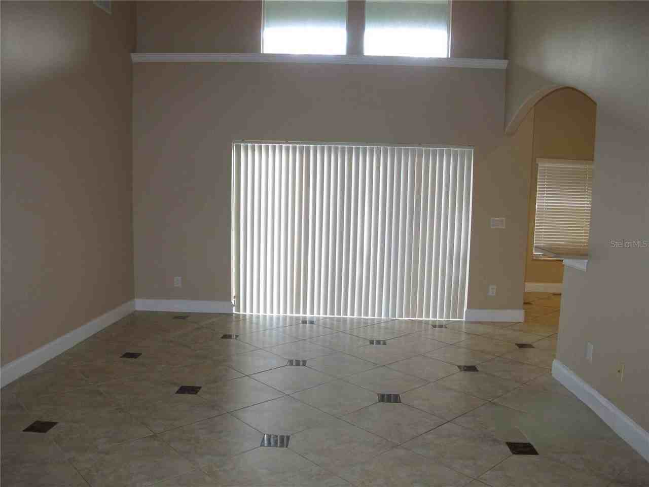 6828 Lucca St - Photo 5 of 26