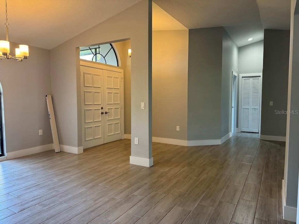 5835 Colony Place Dr - Photo 7 of 22