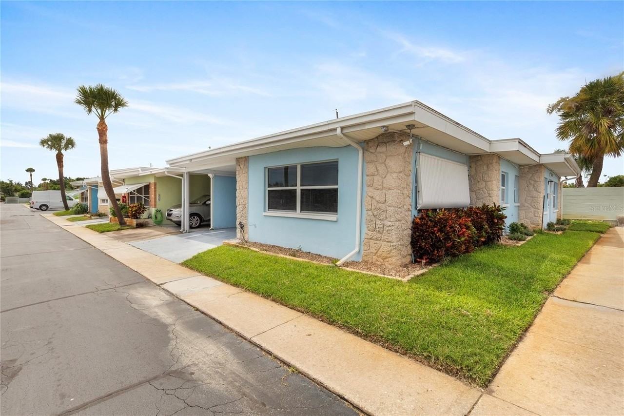 250 Rosery Rd Nw #323