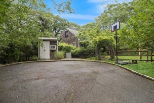 37 Glenview Dr - Photo 1 of 1