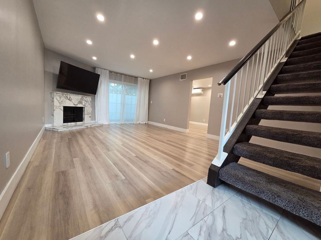 18319 Collins St ##2 - Photo 6 of 24