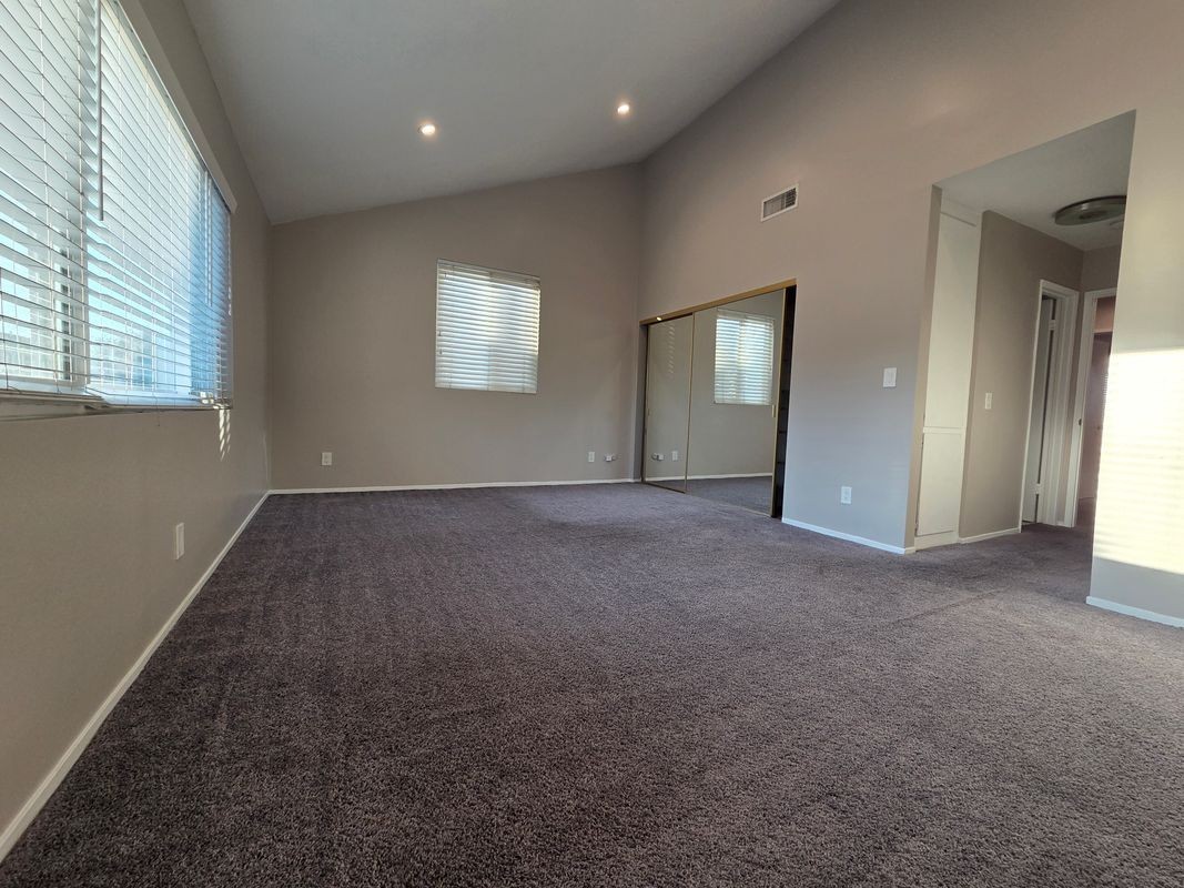 18319 Collins St ##2 - Photo 7 of 21