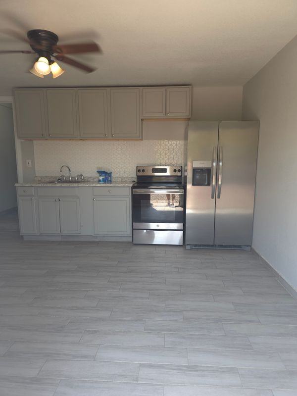 104 E Roosevelt Ave ##2 - Photo 5 of 7