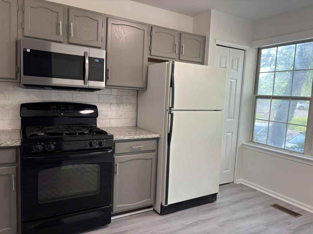 113 Redwood Dr - Photo 3 of 24