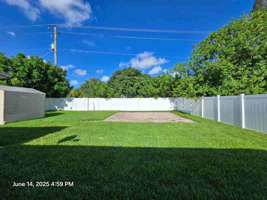 3530 South 55th Avenue - Photo 3 of 20