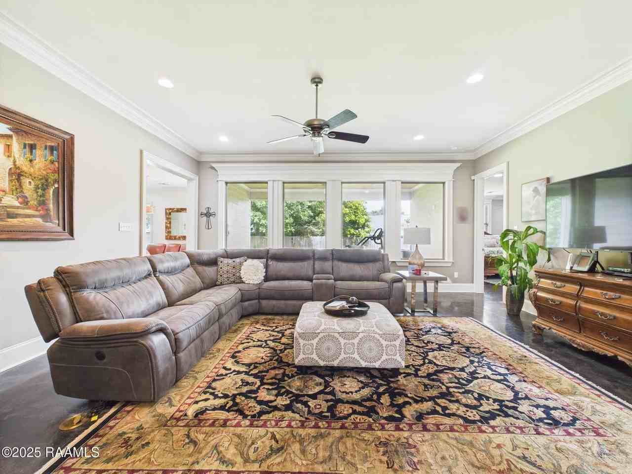 130 Dove Cir - Photo 4 of 12