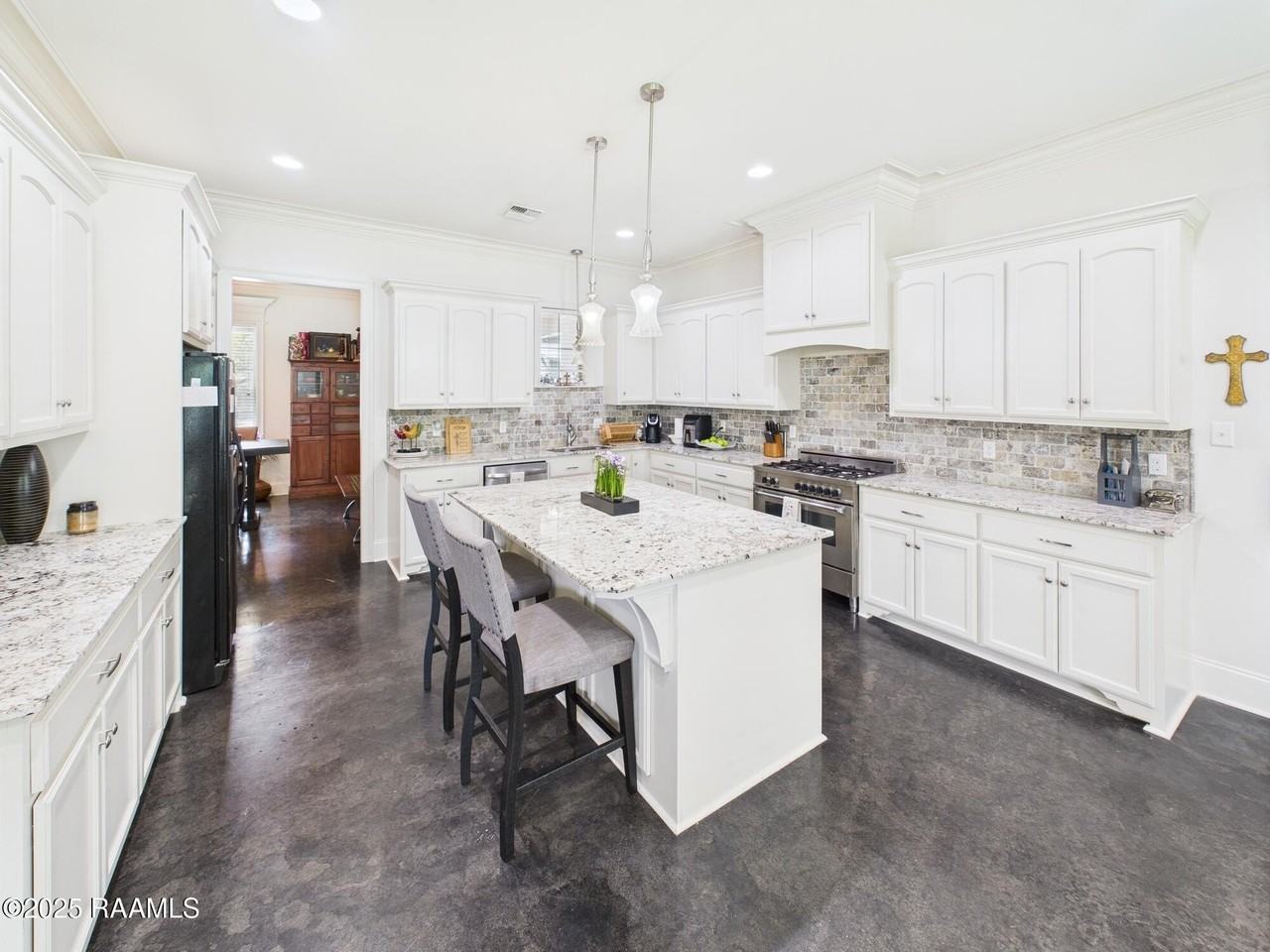 130 Dove Cir - Photo 5 of 12