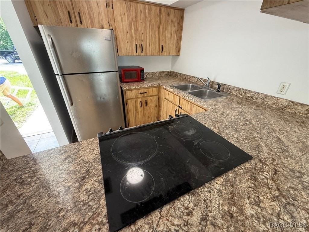 412 Tompkins St Apt 6 #6 - Photo 4 of 11