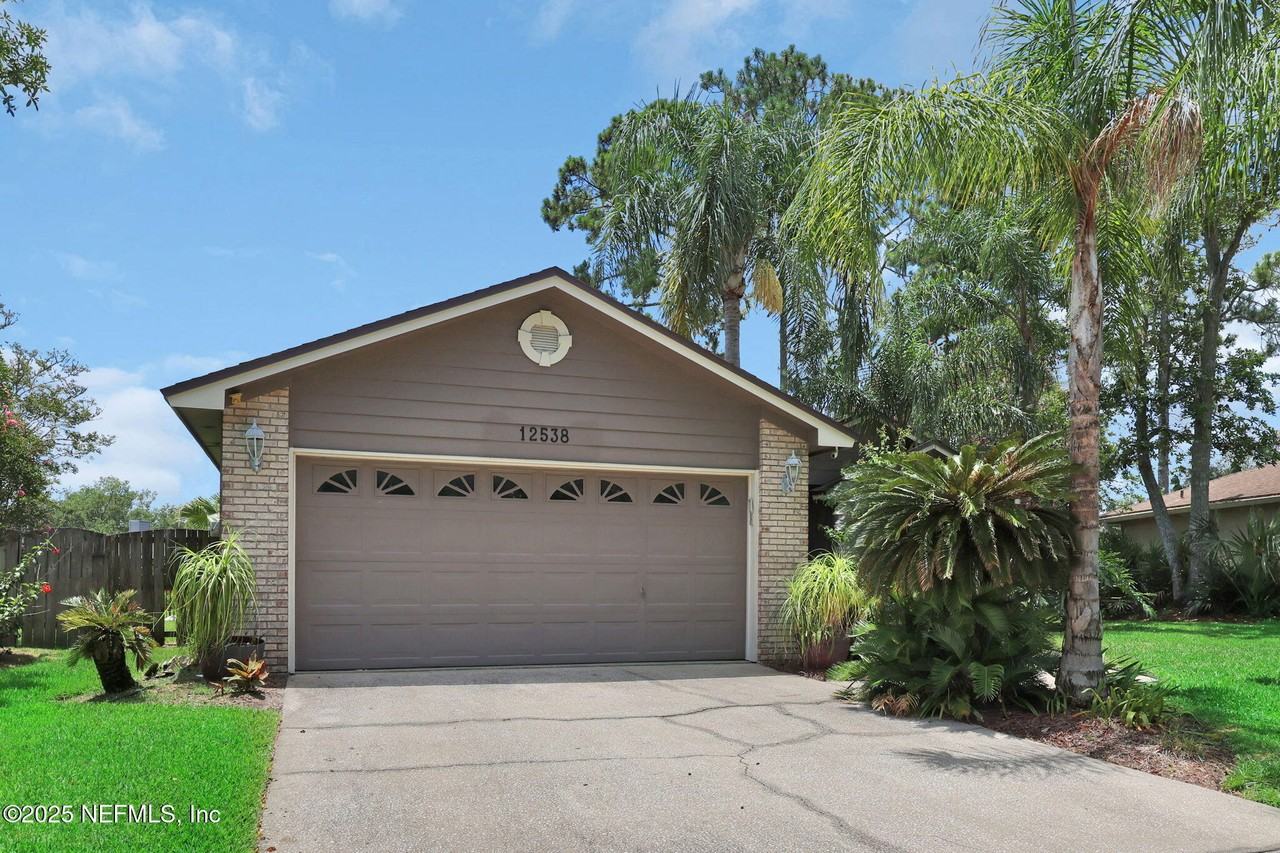 12538 Richards Rook Ln - Photo 3 of 33